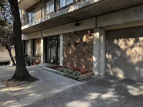 2320 N Nordica Ave #210D, Chicago, IL 60707