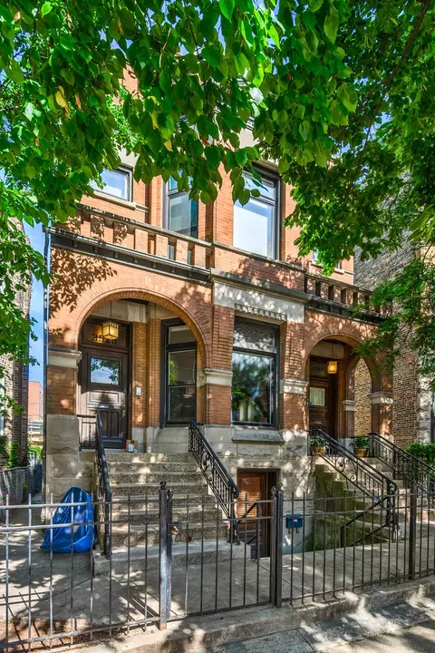 3525 N Sheffield Ave #1, Chicago, IL 60657