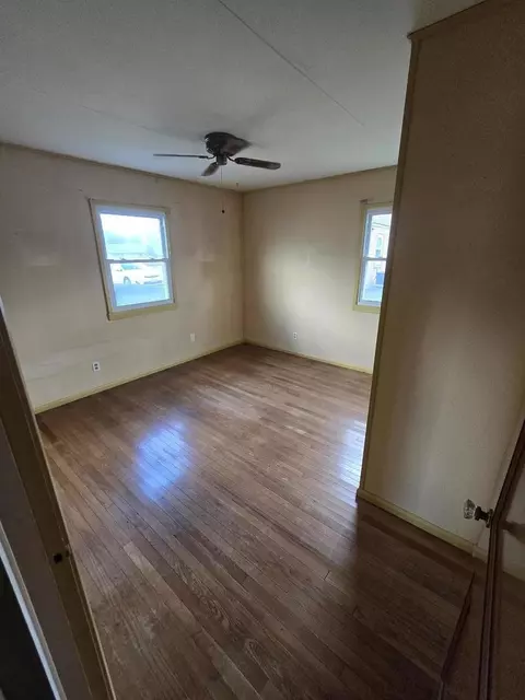 1825 E Forest Ave, Des Plaines, IL 60018 photo 37