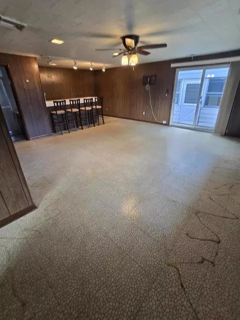 1825 E Forest Ave, Des Plaines, IL 60018 photo 16
