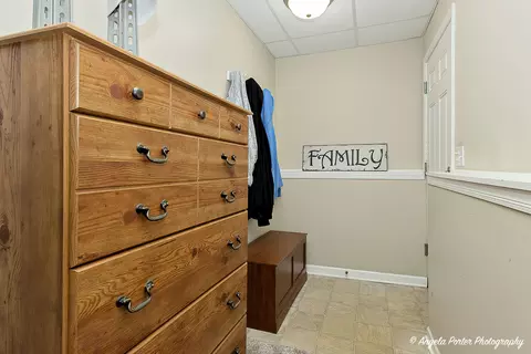 Entry Way - 616 Barbara Ln, Mchenry, IL 60051 photo 1 of 1