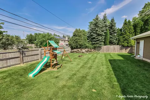 Exterior - 616 Barbara Ln, Mchenry, IL 60051 photo 7 of 7