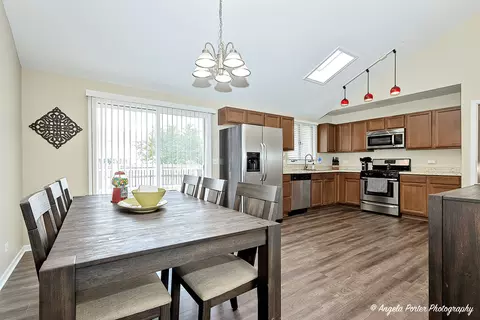 Dining - 616 Barbara Ln, Mchenry, IL 60051 photo 2 of 2