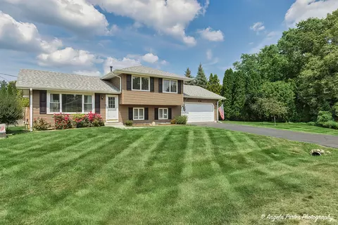 Other - 616 Barbara Ln, Mchenry, IL 60051 photo 1 of 7