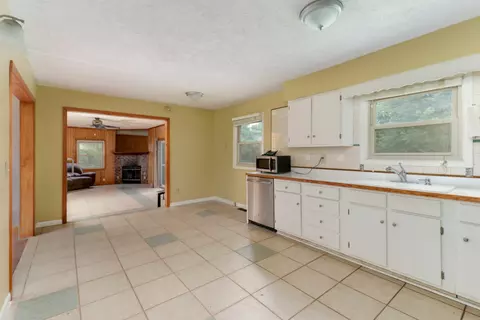 18871 Tomahawk Trl, Danvers, IL 61732 photo 8