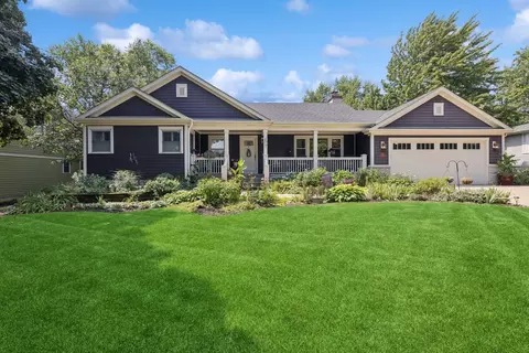 312 N Cherry St, Itasca, IL 60143