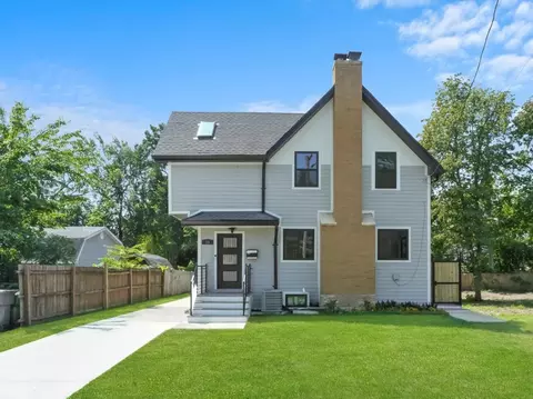19 E Prairie Ave, Lombard, IL 60148