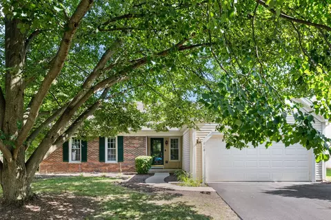 513 Lexington Ave, Fox River Grove, IL 60021