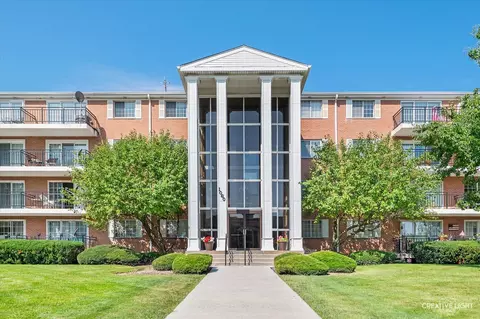 1060 N Farnsworth Ave #1411, Aurora, IL 60505