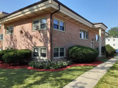 2120 S 14th Ave, Broadview, IL 60155