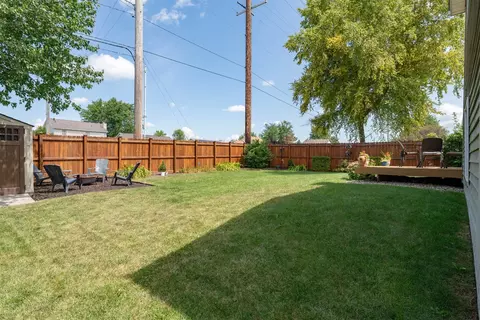 Exterior - 404 Carriage Hills Rd, Normal, IL 61761 photo 9 of 10