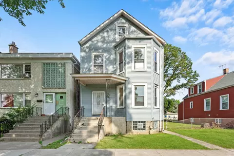 1337 Clinton Ave, Berwyn, IL 60402
