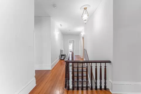 Entry Way - 258 Douglas Ave, Elgin, IL 60120 photo 4 of 4