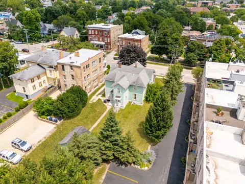 View/Area - 258 Douglas Ave, Elgin, IL 60120 photo 4 of 6