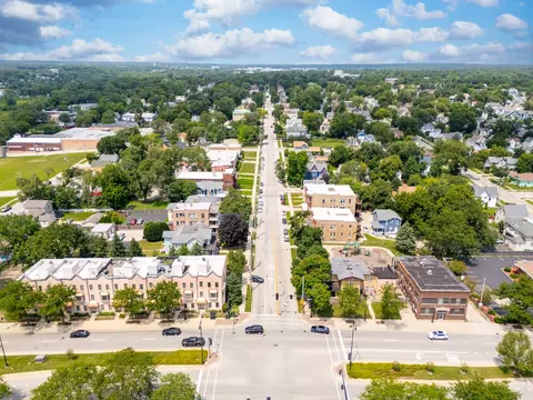 View/Area - 258 Douglas Ave, Elgin, IL 60120 photo 5 of 6