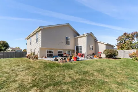Exterior - 7216 Sutherland Dr, Plainfield, IL 60586 photo 3 of 3