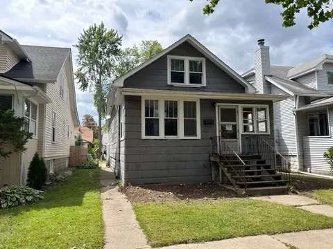 5708 N Karlov Ave, Chicago, IL 60646