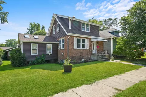 2657 W 96th St, Evergreen Park, IL 60805