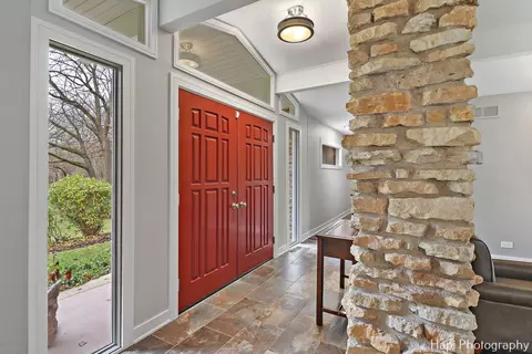 Entry Way - 1010 Douglas Rd, Elgin, IL 60120 photo 2 of 2