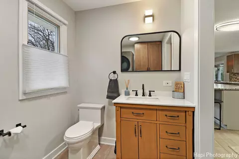 Bath - 1010 Douglas Rd, Elgin, IL 60120 photo 1 of 4