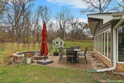 Exterior - 1010 Douglas Rd, Elgin, IL 60120 photo 7 of 12
