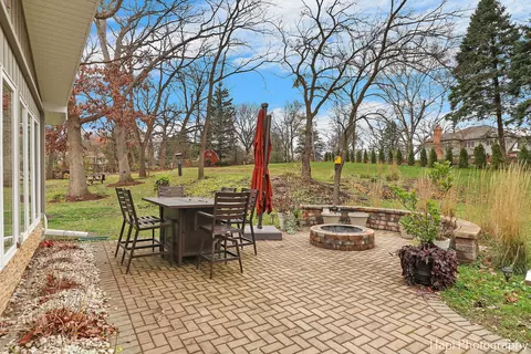 Exterior - 1010 Douglas Rd, Elgin, IL 60120 photo 8 of 12