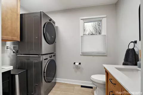Other - 1010 Douglas Rd, Elgin, IL 60120 photo 3 of 11