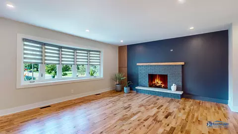 Living - 584 Gaslight Dr, Algonquin, IL 60102 photo 1 of 4