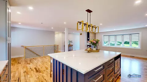 Kitchen - 584 Gaslight Dr, Algonquin, IL 60102 photo 4 of 5