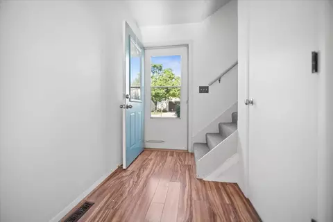 Entry Way - 1707 King Dr #D, Normal, IL 61761 photo 1 of 2
