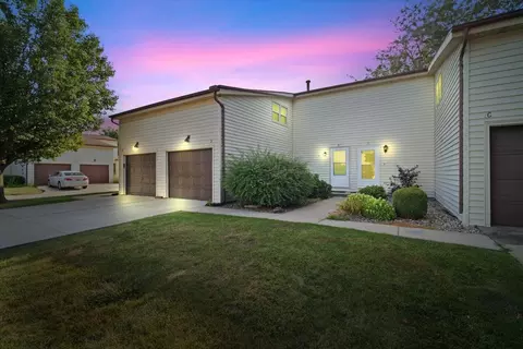 Other - 1707 King Dr #D, Normal, IL 61761 photo 4 of 4
