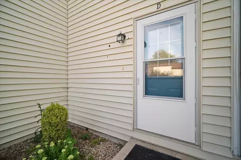 Other - 1707 King Dr #D, Normal, IL 61761 photo 1 of 4