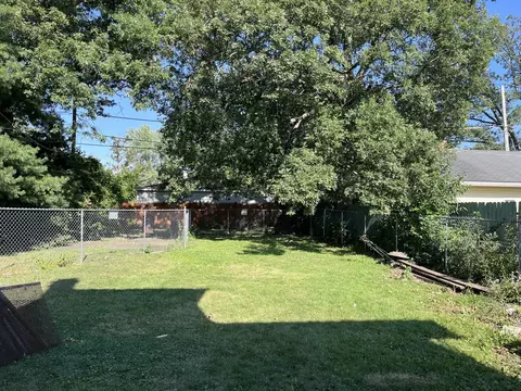 504 Scribner St, Joliet, IL 60432 photo 2
