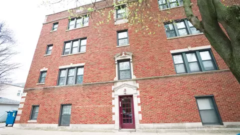 2149 W Argyle St #2, Chicago, IL 60625