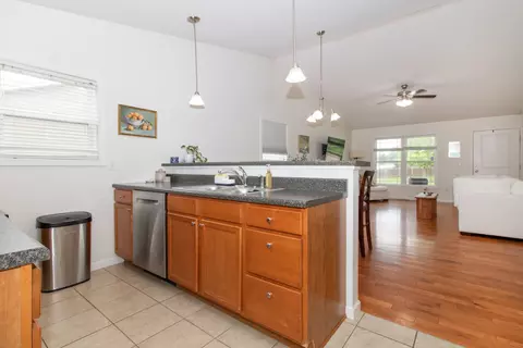 20 Winding Way, Bloomington, IL 61705 photo 9