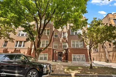 3648 W Ainslie St #2, Chicago, IL 60625