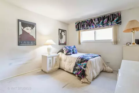 1903 E Pawnee Ln, Mount Prospect, IL 60056 photo 8