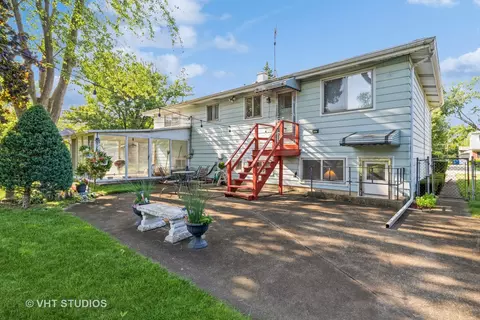 1903 E Pawnee Ln, Mount Prospect, IL 60056 photo 13