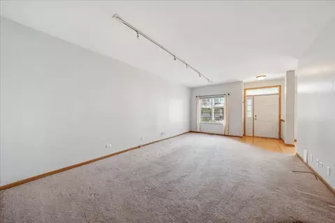 Living - 746 County Line Rd, Aurora, IL 60502 photo 2 of 2