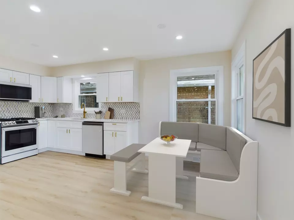  7647 S Chappel Ave, Chicago, IL 60649 photo 7