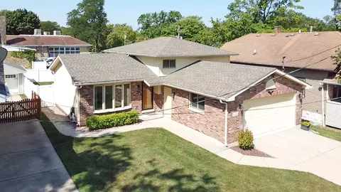 19506 Midland Ave, Mokena, IL 60448