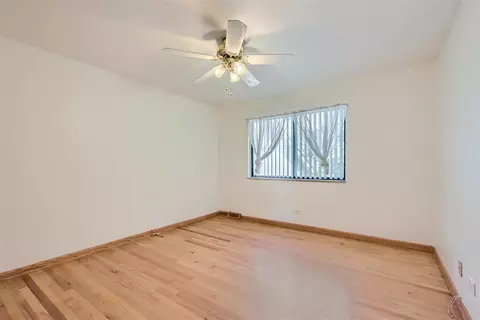 40 Portwine Rd, Willowbrook, IL 60527 photo 14