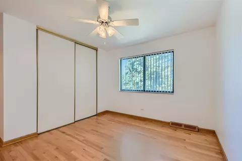40 Portwine Rd, Willowbrook, IL 60527 photo 15