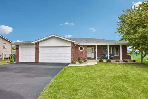 1226 Liberty St, Crete, IL 60417