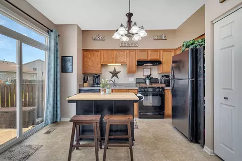 1325 Burns Ln, Minooka, IL 60447 photo 14