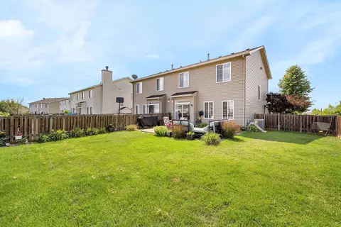 1325 Burns Ln, Minooka, IL 60447 photo 5