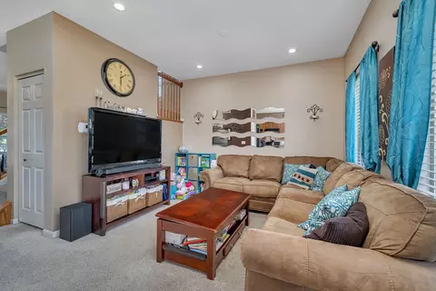 1325 Burns Ln, Minooka, IL 60447 photo 18