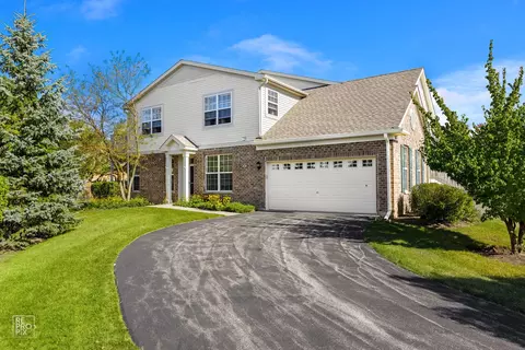 1611 Millbrook Dr #1611, Algonquin, IL 60102