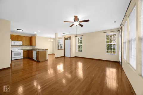 1611 Millbrook Dr #1611, Algonquin, IL 60102 photo 4