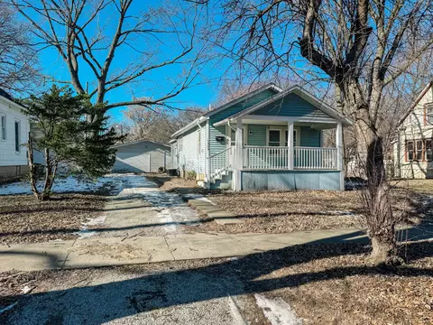 1303 N Walnut St, Champaign, IL 61820
